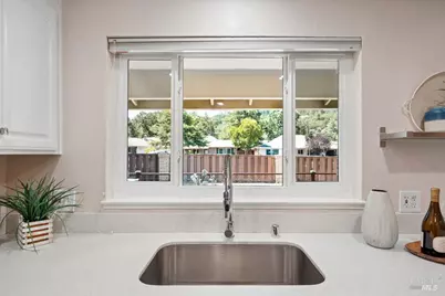 14 Oakgreen, Santa Rosa, CA 95409 - Photo 7