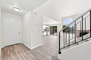 100 Trident Ct, Vallejo, CA 94591 - Photo 5