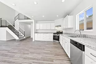 100 Trident Ct, Vallejo, CA 94591 - Photo 17