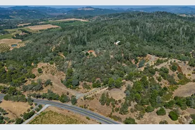 950 Canyon Road, Geyserville, CA 95441 - Photo 9