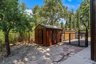 14183 Chalk Hill Rd, Healdsburg, CA 95448 - Photo 41
