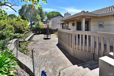 68 Rockrose Way, Novato, CA 94945 - Photo 3