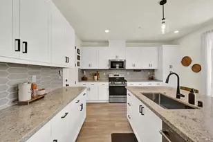 5850 Maroon Pl, Fairfield, CA 94533 - Photo 19