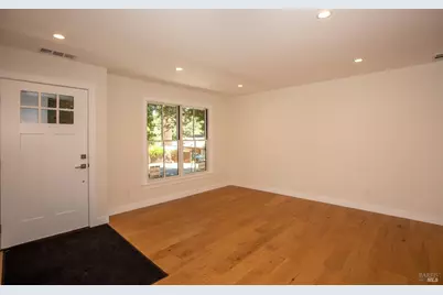 1914 Redwood Drive, Healdsburg, CA 95448 - Photo 5