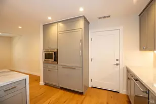 1914 Redwood Dr, Healdsburg, CA 95448 - Photo 11