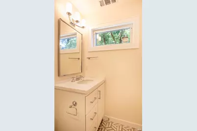 1914 Redwood Drive, Healdsburg, CA 95448 - Photo 21