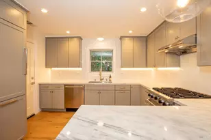 1914 Redwood Dr, Healdsburg, CA 95448 - Photo 7