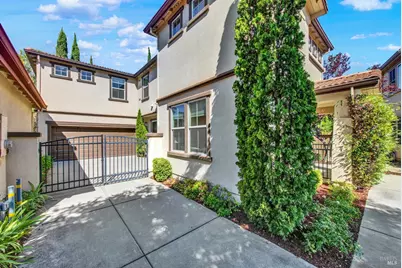 911 Walden Court, Fairfield, CA 94533 - Photo 3