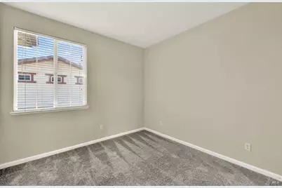 911 Walden Court, Fairfield, CA 94533 - Photo 33