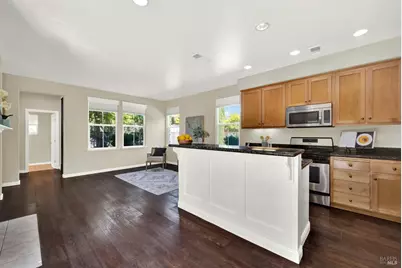 911 Walden Court, Fairfield, CA 94533 - Photo 13