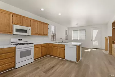 934 Billie Jean Street, Santa Rosa, CA 95407 - Photo 13
