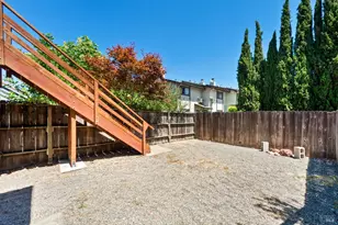 779 S Freeway Dr, Napa, CA 94558 - Photo 11