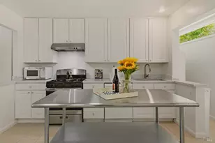 1435 2nd St, Calistoga, CA 94515 - Photo 13