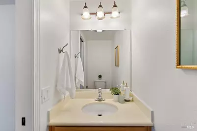 386 Columbia Circle, Benicia, CA 94510 - Photo 5