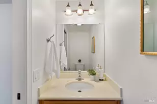 386 Columbia Cir, Benicia, CA 94510 - Photo 5
