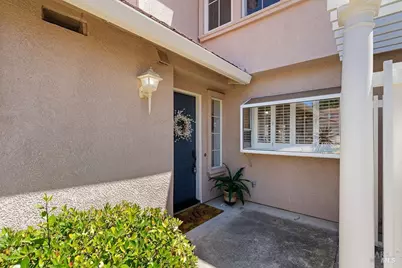 386 Columbia Circle, Benicia, CA 94510 - Photo 3
