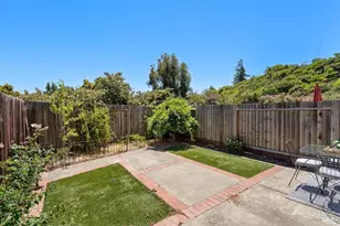 386 Columbia Cir, Benicia, CA 94510 - Photo 31