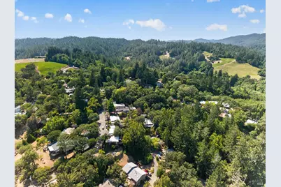 9312 Champs De Elysees, Forestville, CA 95436 - Photo 41