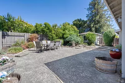1295 Beechwood Drive, Petaluma, CA 94954 - Photo 21