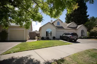 827 Glen Miller Dr, Windsor, CA 95492 - Photo 1