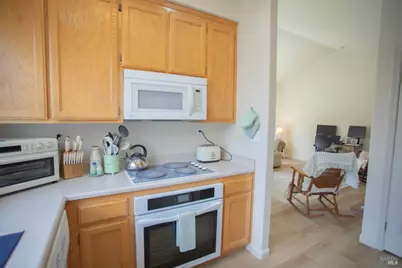 827 Glen Miller Drive, Windsor, CA 95492 - Photo 5