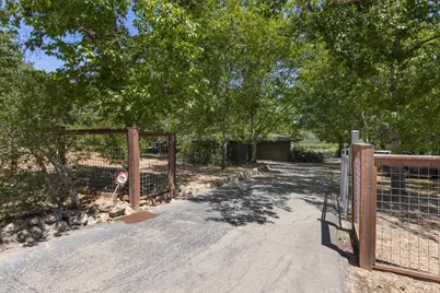 5968 W Dry Creek Road, Healdsburg, CA 95448 - Photo 23