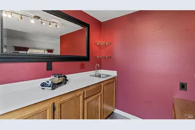 393 Limerick Way, Vacaville, CA 95688 - Photo 27