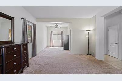393 Limerick Way, Vacaville, CA 95688 - Photo 13