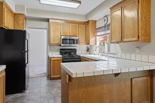 393 Limerick Way, Vacaville, CA 95688 - Photo 19