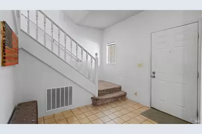 393 Limerick Way, Vacaville, CA 95688 - Photo 11