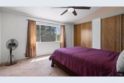 393 Limerick Way, Vacaville, CA 95688 - Photo 37