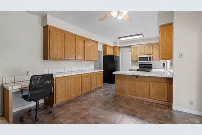 393 Limerick Way, Vacaville, CA 95688 - Photo 21