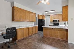 393 Limerick Way, Vacaville, CA 95688 - Photo 21