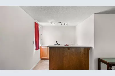 393 Limerick Way, Vacaville, CA 95688 - Photo 17