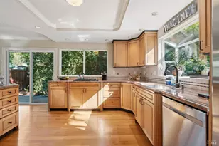 24 Plata Ct, Novato, CA 94947 - Photo 7