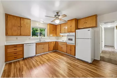 1205 Schuman Lane, Petaluma, CA 94952 - Photo 11