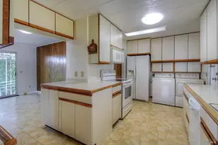 130 Westgate Cir, Santa Rosa, CA 95401 - Photo 15