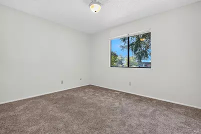 243 Theresa Court, Healdsburg, CA 95448 - Photo 15