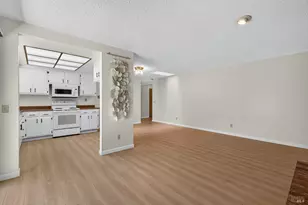243 Theresa Ct, Healdsburg, CA 95448 - Photo 3