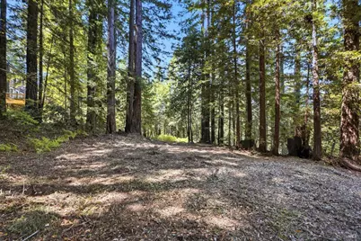 17554 Woods Avenue, Guerneville, CA 95446 - Photo 3