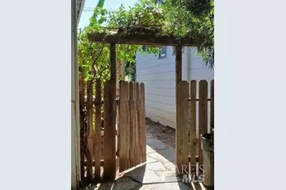 819 Monterey Street, Vallejo, CA 94590 - Photo 27
