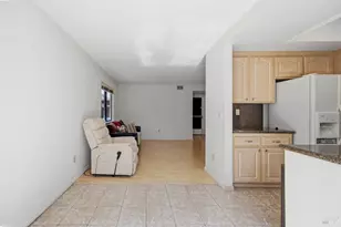 249 Valley Oak Ln, Vallejo, CA 94591 - Photo 33
