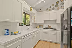 202 Cleveland Ct, Mill Valley, CA 94941 - Photo 19