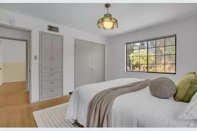 385 Lakeview Drive, Napa, CA 94559 - Photo 27