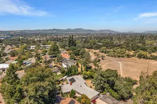 385 Lakeview Dr, Napa, CA 94559 - Photo 51