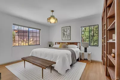 385 Lakeview Drive, Napa, CA 94559 - Photo 23