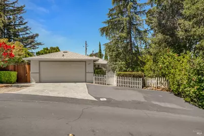 385 Lakeview Drive, Napa, CA 94559 - Photo 41