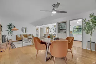 385 Lakeview Dr, Napa, CA 94559 - Photo 17