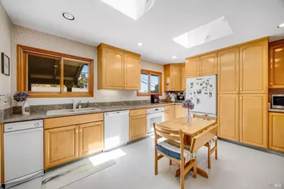 641 Midway Boulevard, Novato, CA 94947 - Photo 13