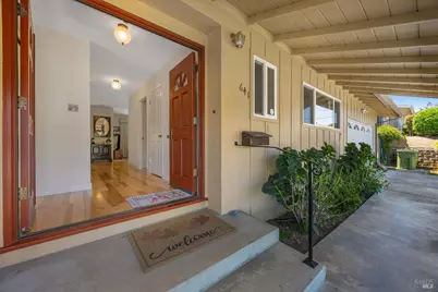 641 Midway Boulevard, Novato, CA 94947 - Photo 7